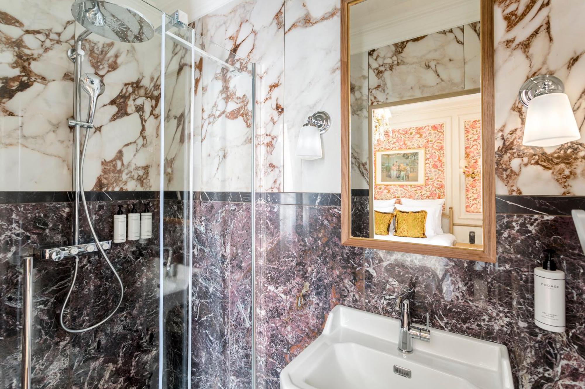 Merveil - Signature - Champs Elysees - Alfred * Paris