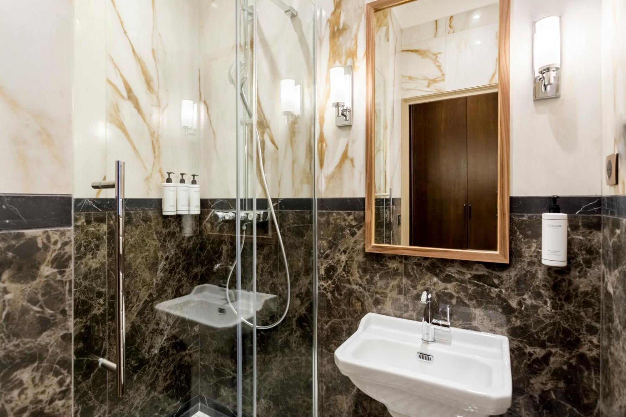 Merveil - Signature - Champs Elysees - Alfred